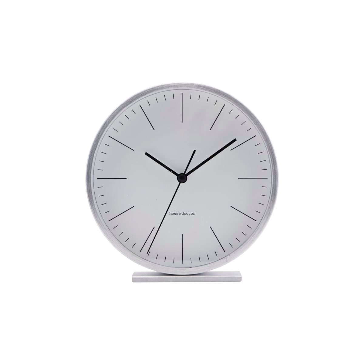 silver mantel nordic clock from house doctor