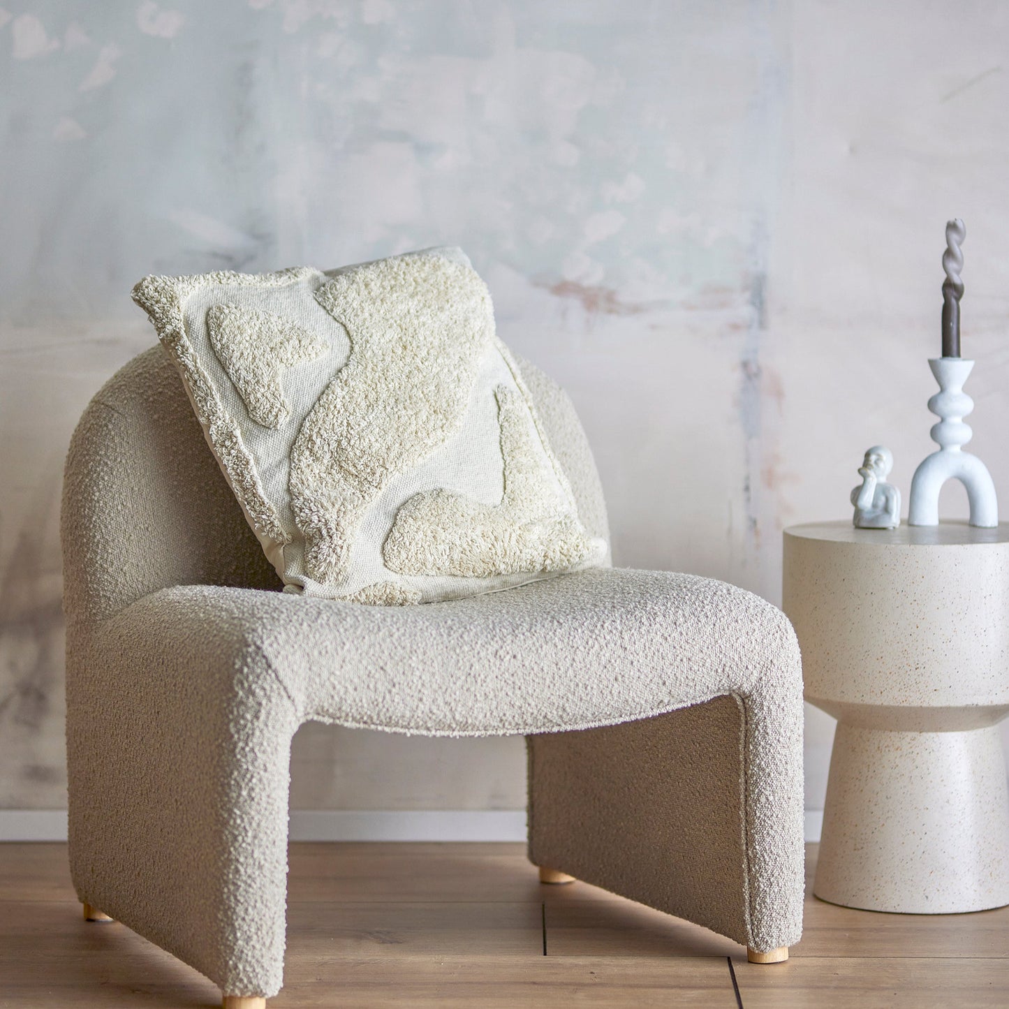 Canelli Cream Cushion